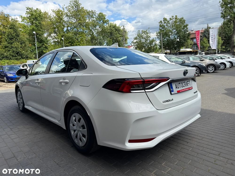 Toyota Corolla 1.8 Hybrid Active - 24
