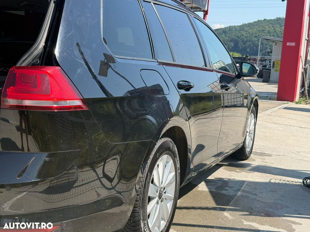 Volkswagen Golf 1.6 TDI DPF BMT DSG Comfortline - 25