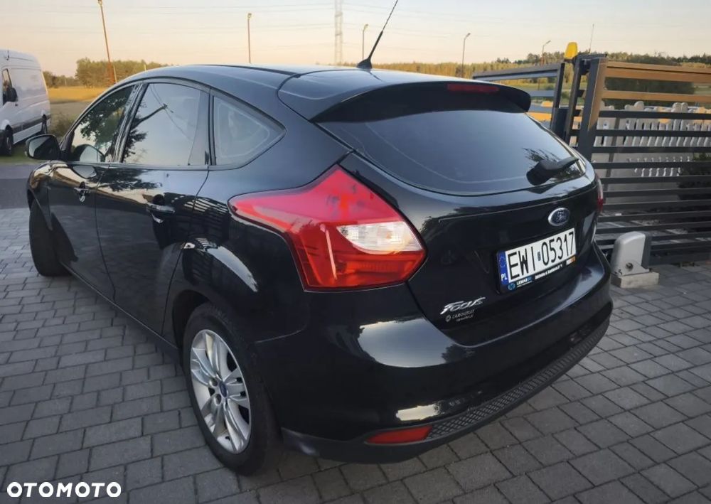Ford Focus 1.6 TDCi Ambiente - 4