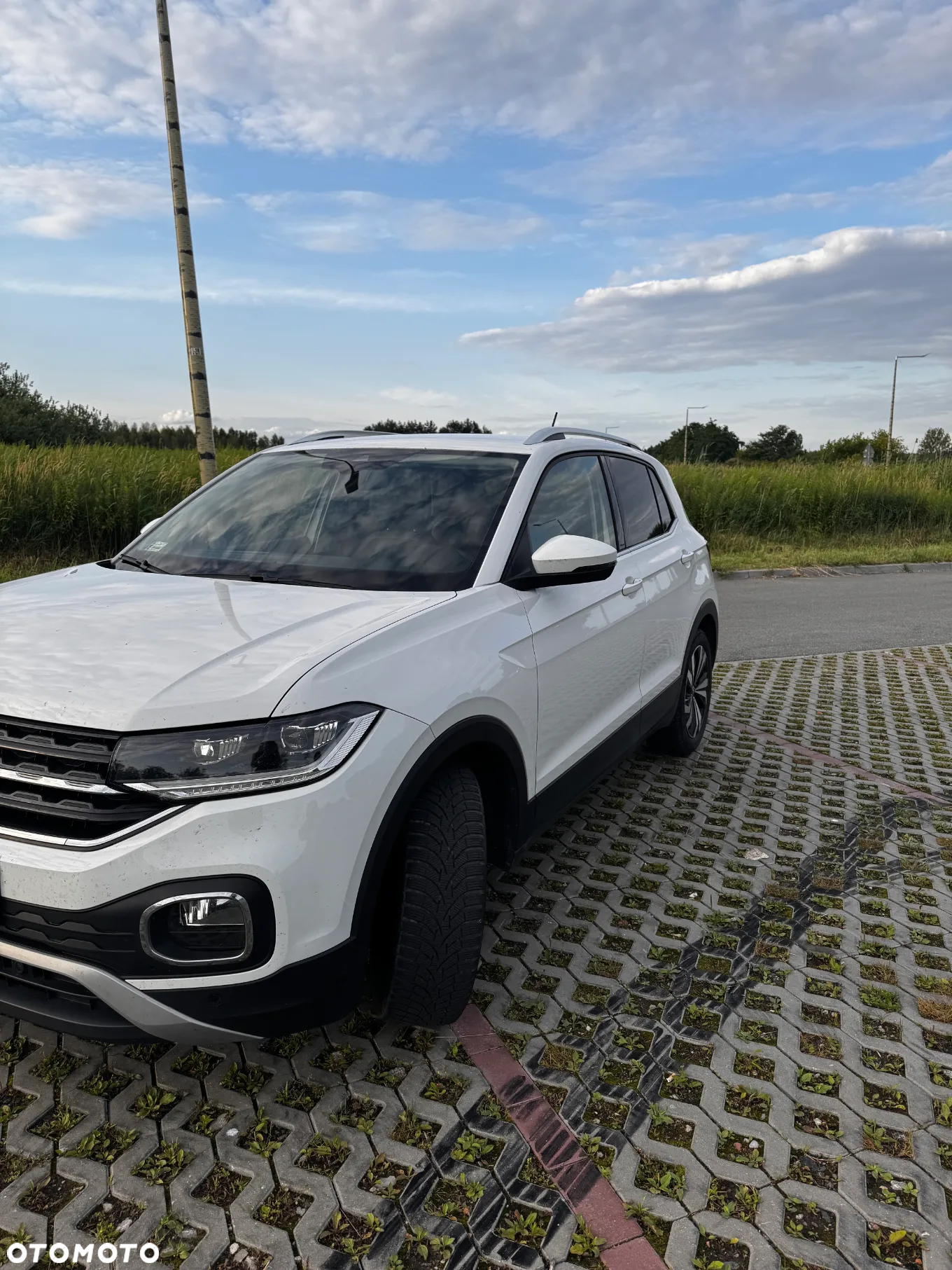 Volkswagen T-Cross 1.0 TSI Style DSG - 8