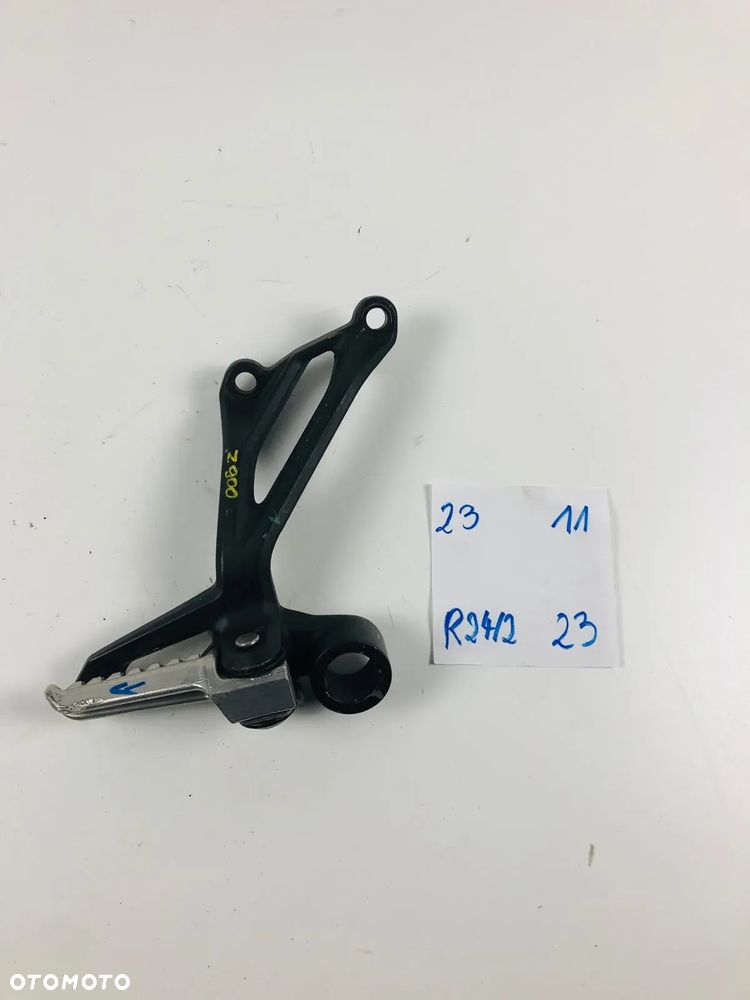 Kawasaki Z 900 17-19 Prawy Set Tył Podnóżek Pasażera - 1