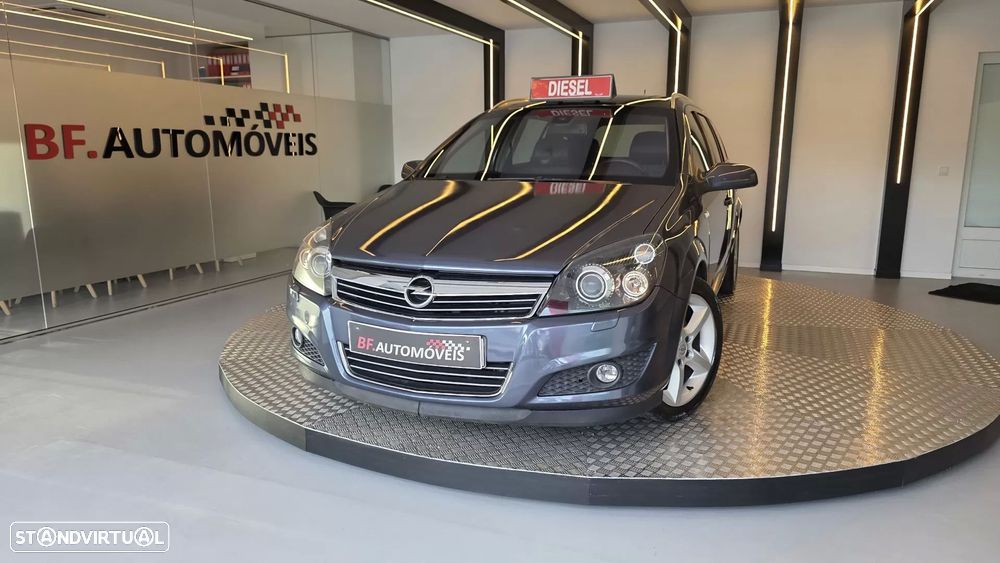 Opel Astra Caravan 1.7 CDTi Cosmo Plus - 1