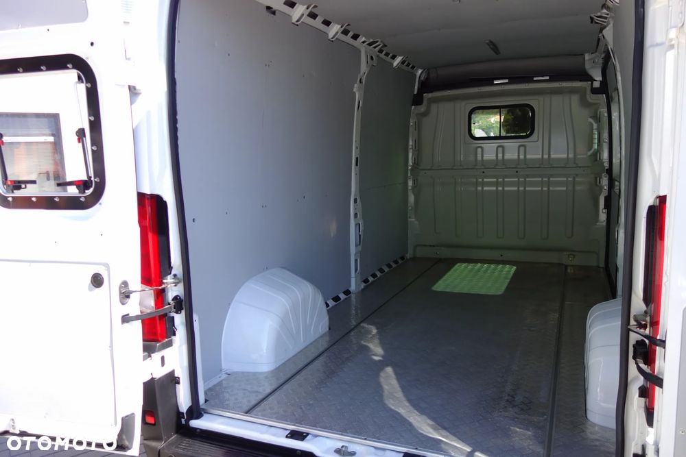 Peugeot Boxer  2.2 Bluehdi 140 KM  L3h2 Klima Ledy Kamera - 9