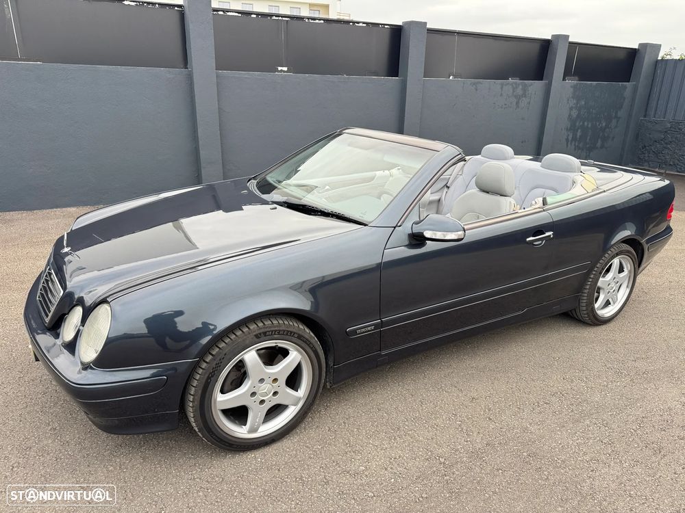 Mercedes-Benz CLK 200 - 4