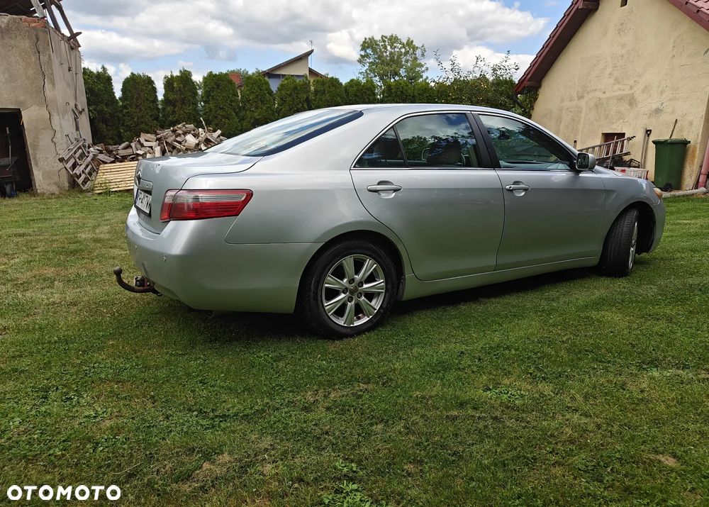 Toyota Camry 2.4 SE - 5