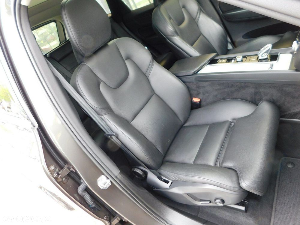 Volvo XC 60 B4 B Inscription - 10