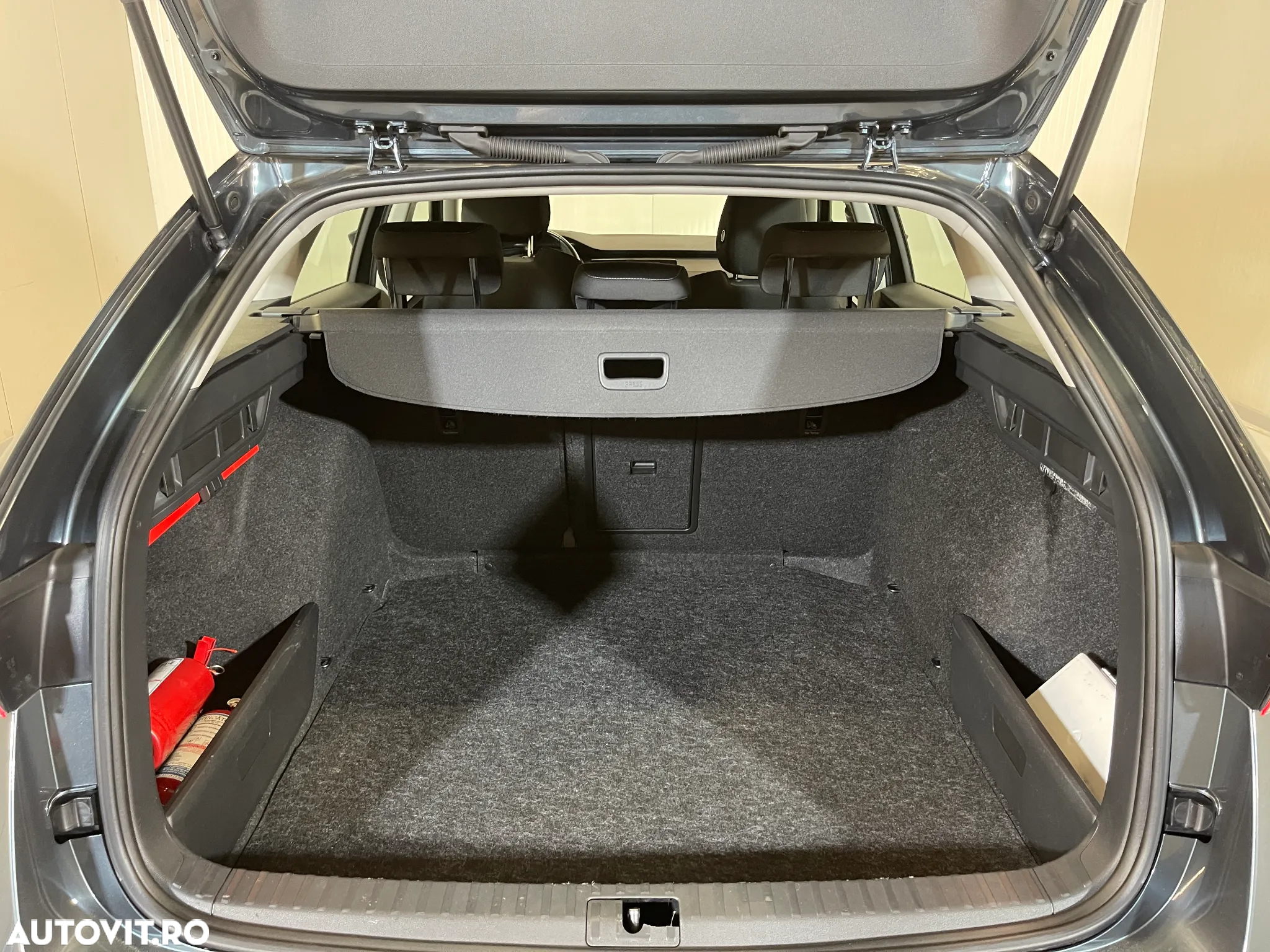 Skoda Octavia Combi 2.0 TDI DSG Ambition - 11