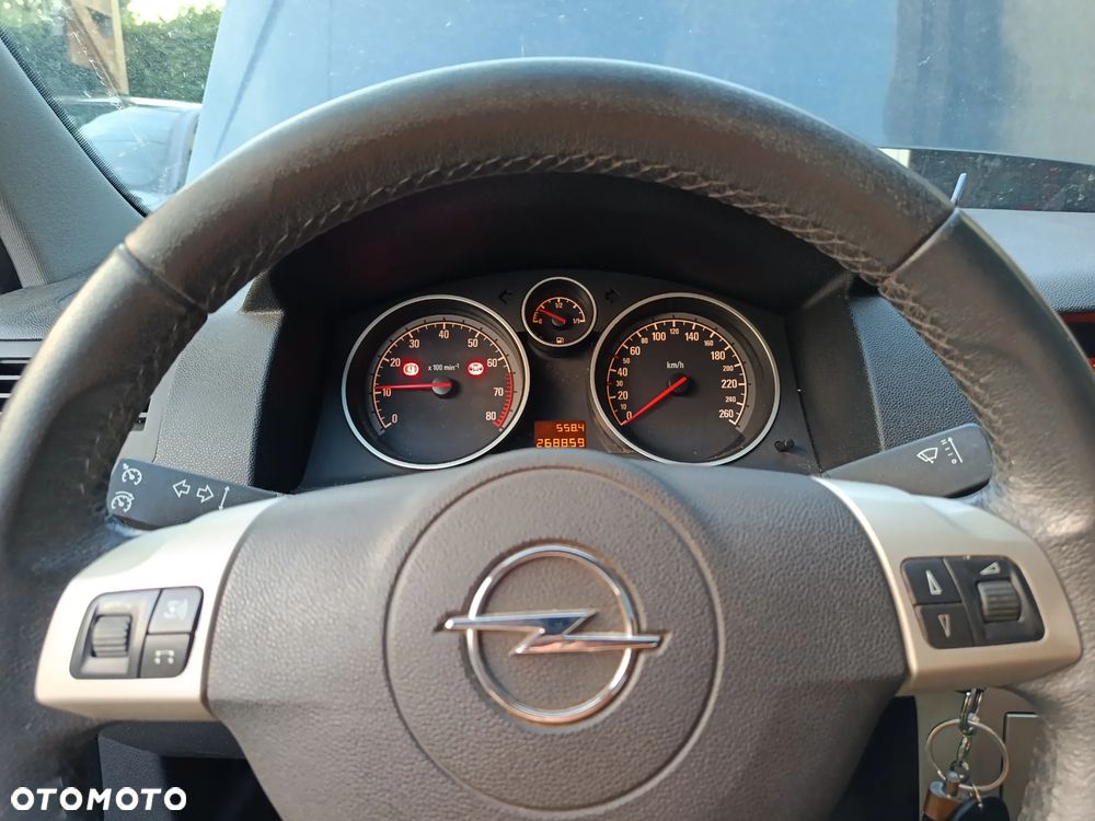 Opel Astra - 9