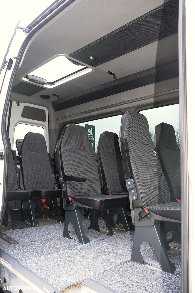 Mercedes-Benz Sprinter - 19