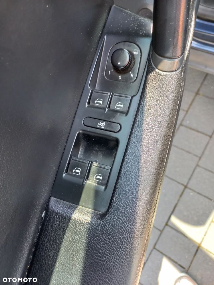 Volkswagen Passat Alltrack - 10