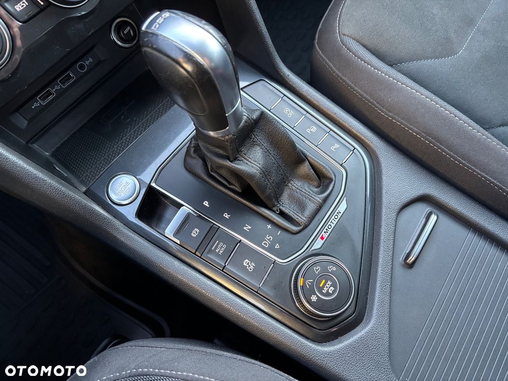 Volkswagen Tiguan Allspace 2.0 TDI 4Mot SCR Highline DSG - 32