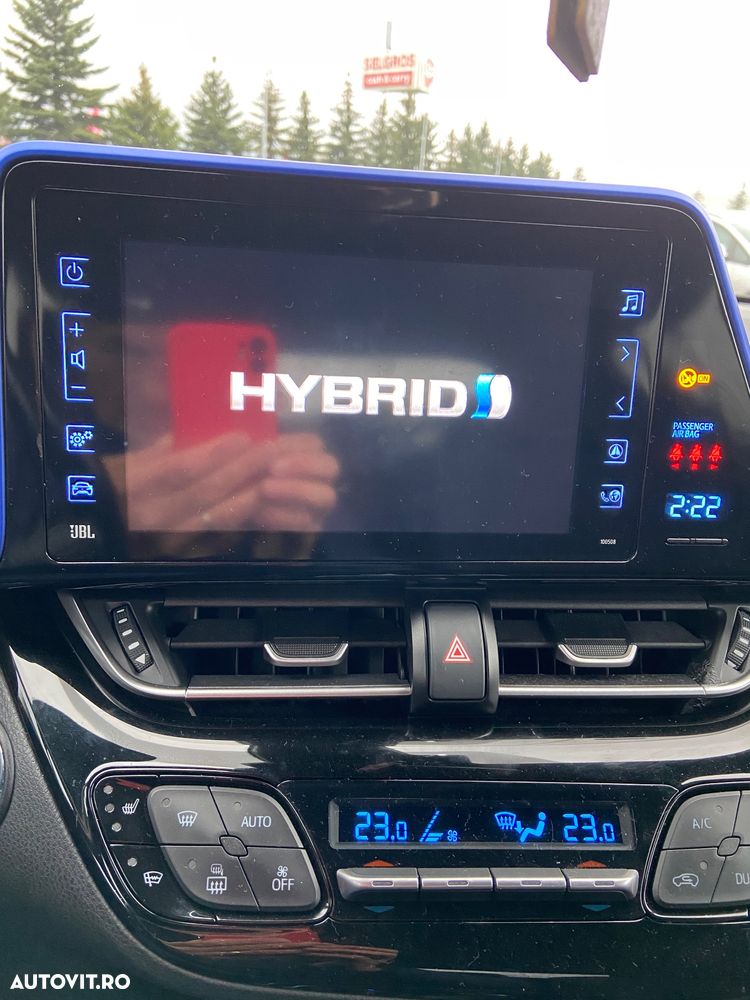 Toyota C-HR Hybrid Business-Edition - 22