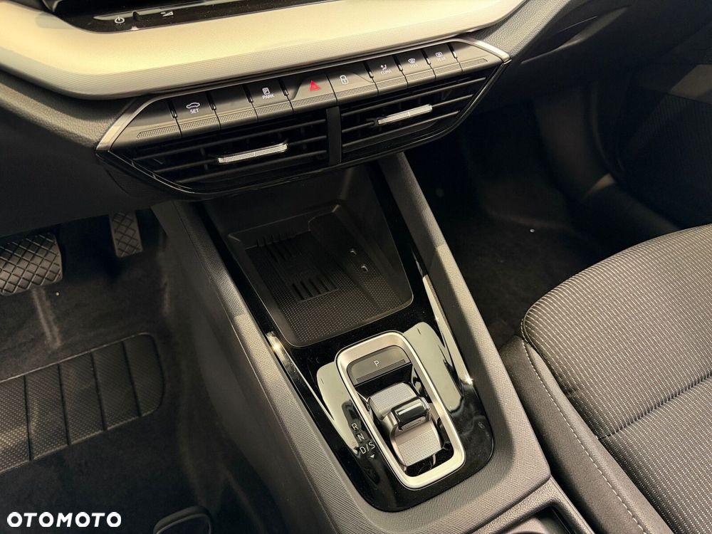 Skoda Octavia 1.5 TSI mHEV Drive Selection DSG - 24