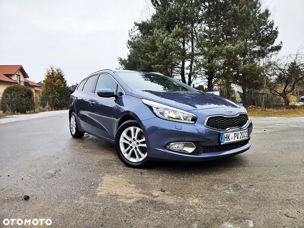Kia Ceed 1.6 CRDi 128 Spirit - 4