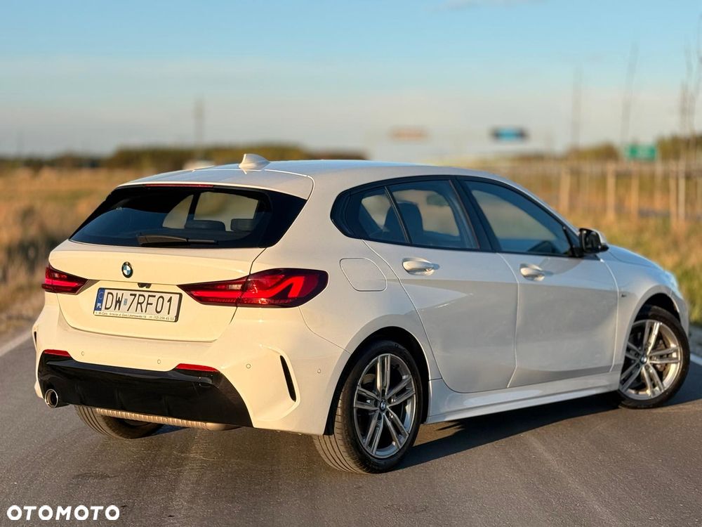 BMW Seria 1 118i M Sport - 4