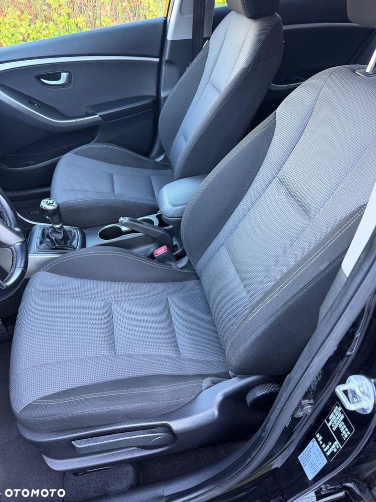 Hyundai i30 - 16