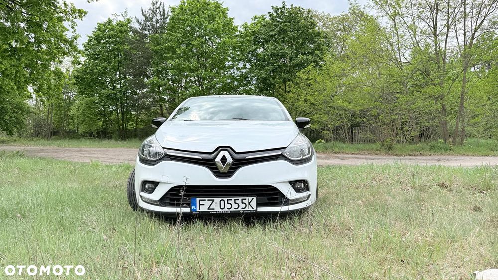 Renault Clio 1.2 16V Limited EU6 - 4