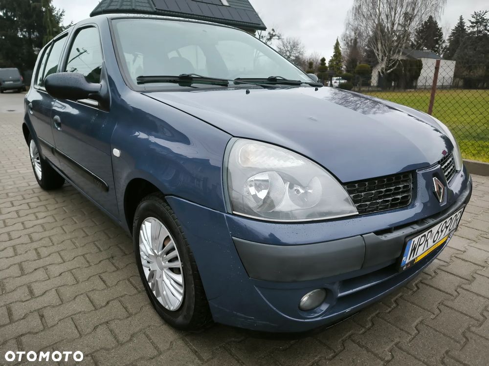 Renault Clio - 1