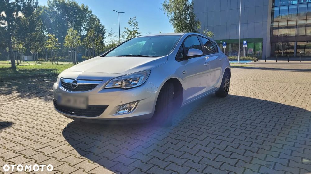 Opel Astra 1.7 CDTI Cosmo - 12