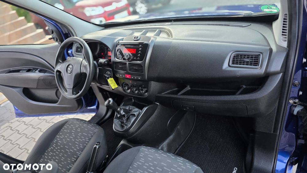 Opel Combo - 14