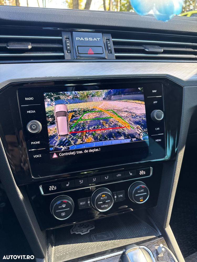 Volkswagen Passat 2.0 TDI Comfortline - 9