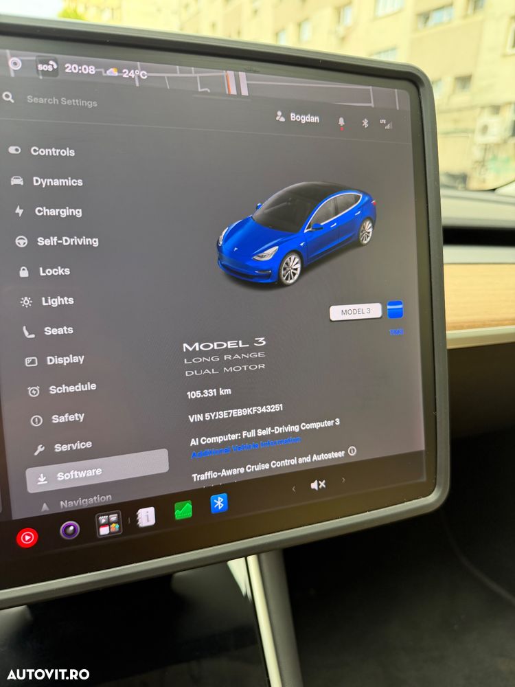 Tesla Model 3 - 12