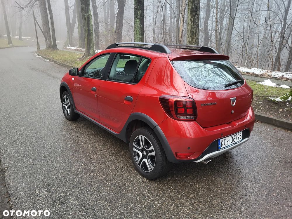 Dacia Sandero Stepway TCe 90 (S&S) Celebration - 3