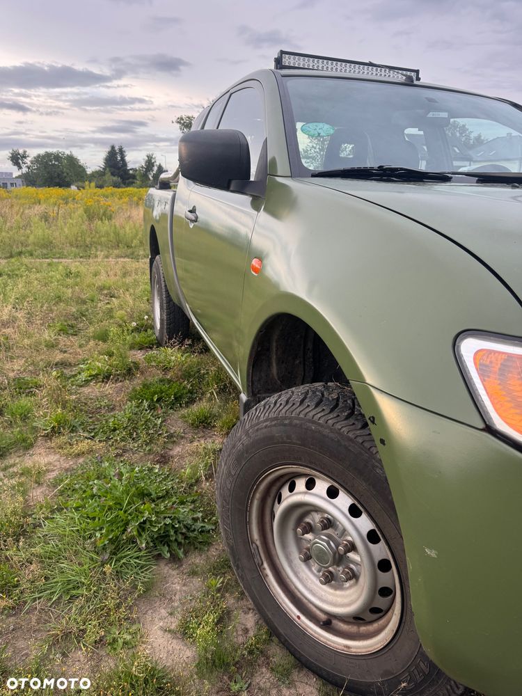 Mitsubishi L200 - 8