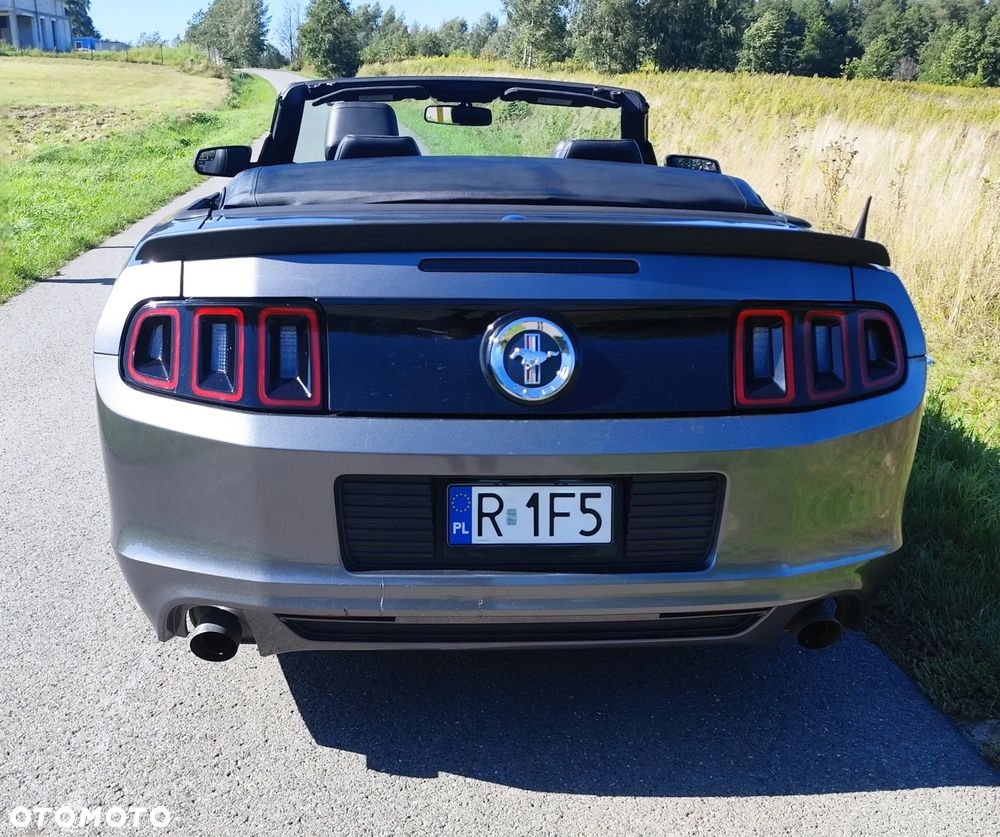 Ford Mustang 3.7 V6 - 8