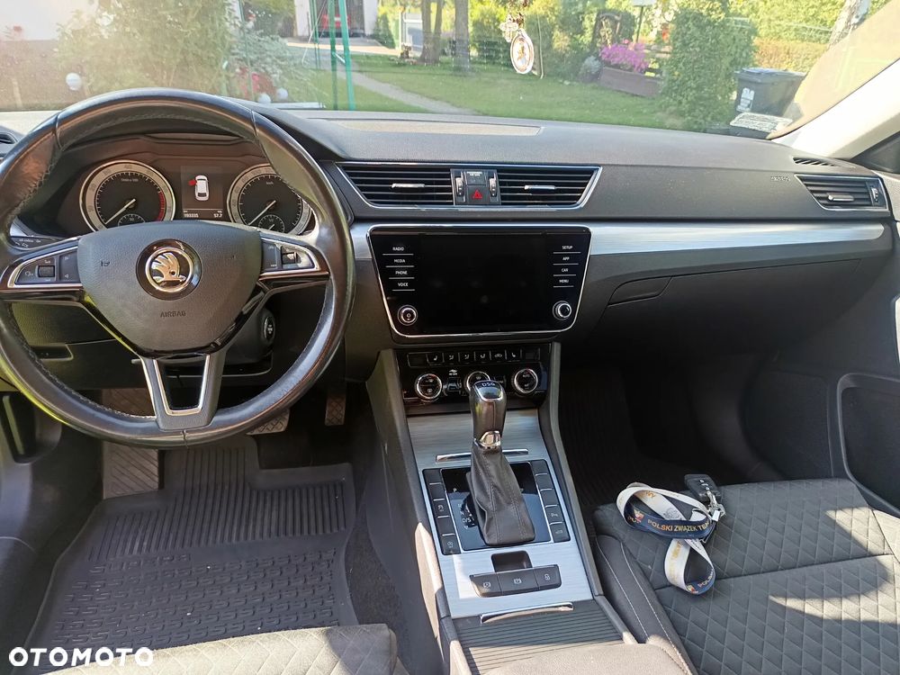 Skoda Superb 2.0 TSI Ambition DSG - 24