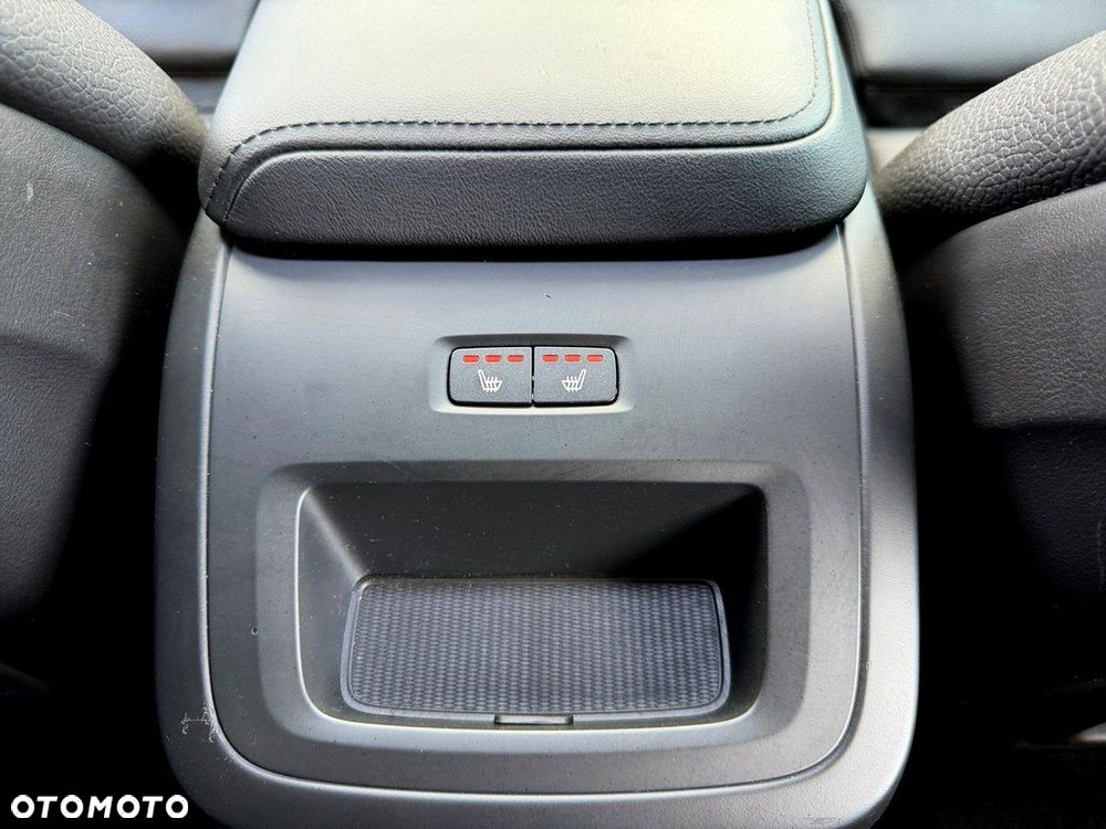 Volvo XC 60 - 30