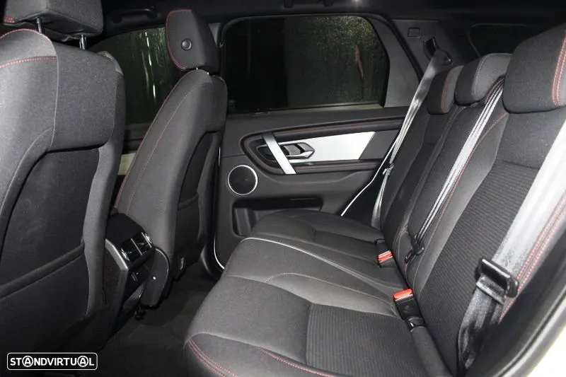 Land Rover Discovery Sport 1.5 I3 P300e AWD R-Dynamic - 10