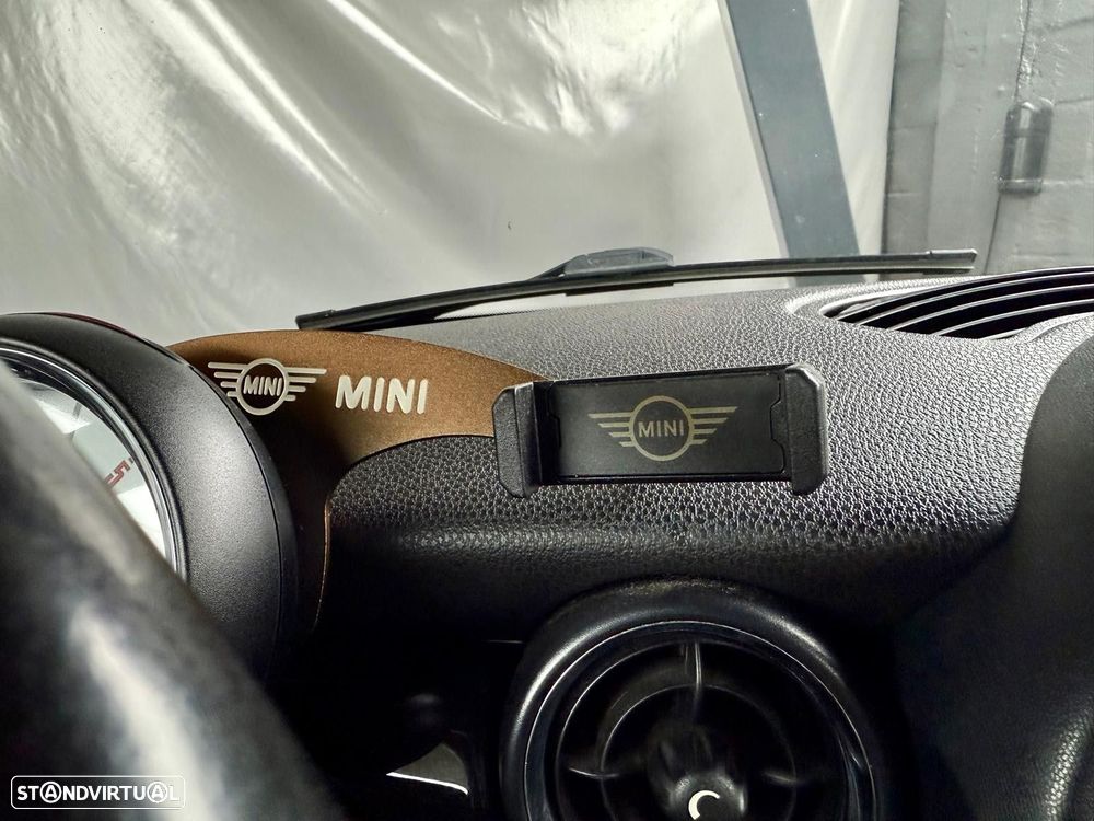 MINI 3 Portas Cooper D - 17
