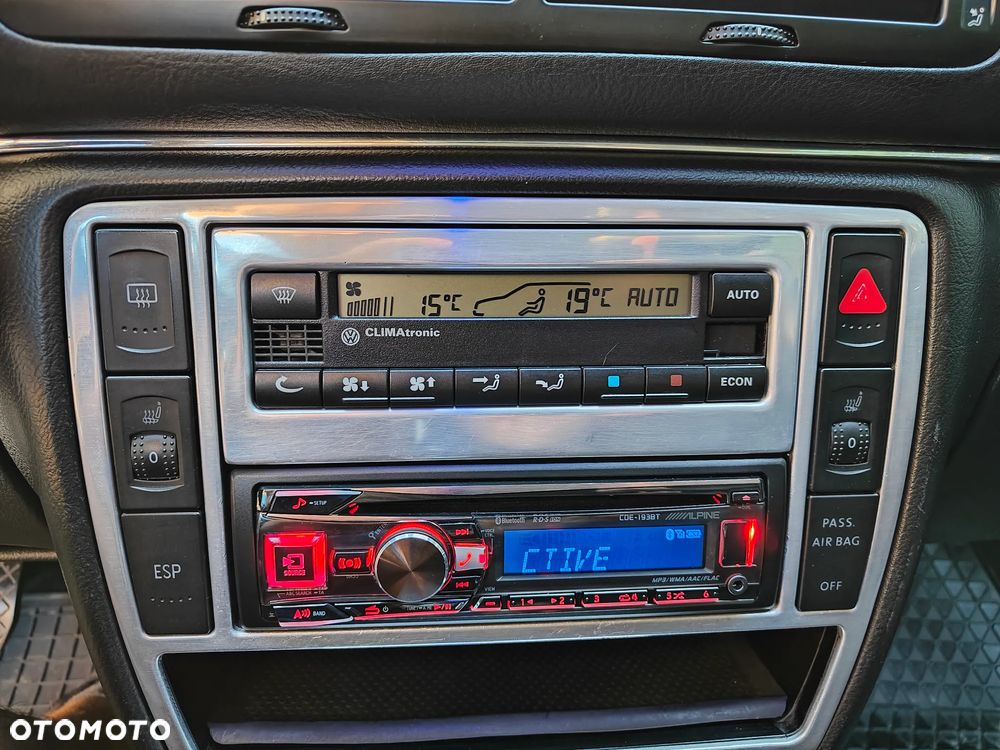 Volkswagen Passat 1.9 TDI - 30