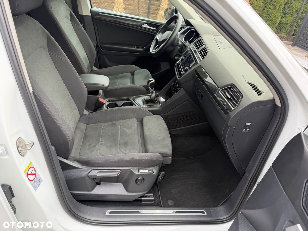 Volkswagen Tiguan 1.5 TSI EVO Comfortline - 31