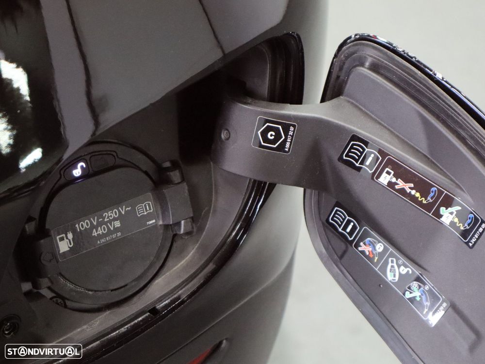 Mercedes-Benz GLC 300 e 4Matic - 23