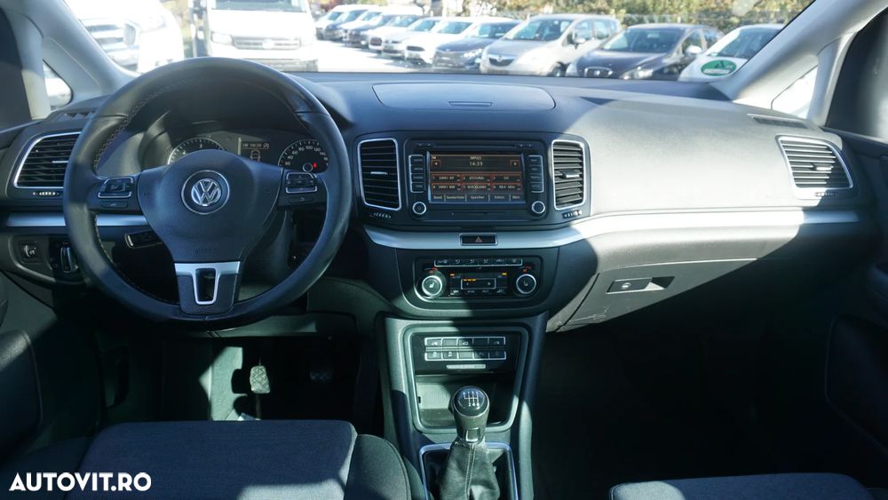 Volkswagen Sharan 2.0 TDI 4MOTION Blue Motion Style - 13