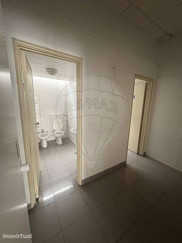 Loja  para arrendamento - Grande imagem: 5/8