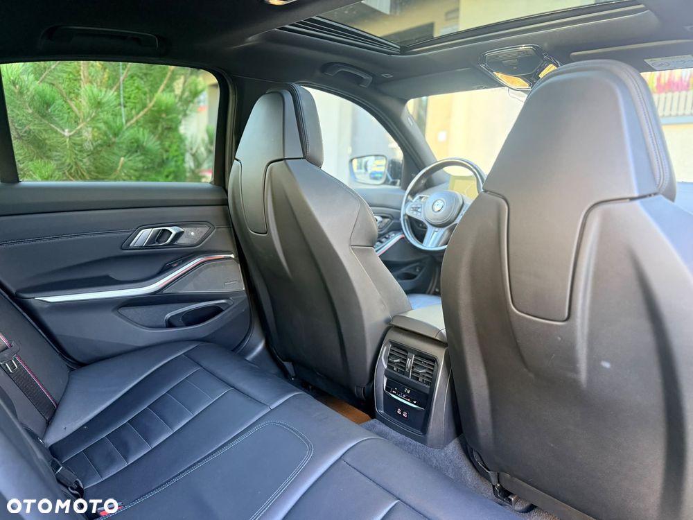 BMW Seria 3 M340d xDrive mHEV sport - 24