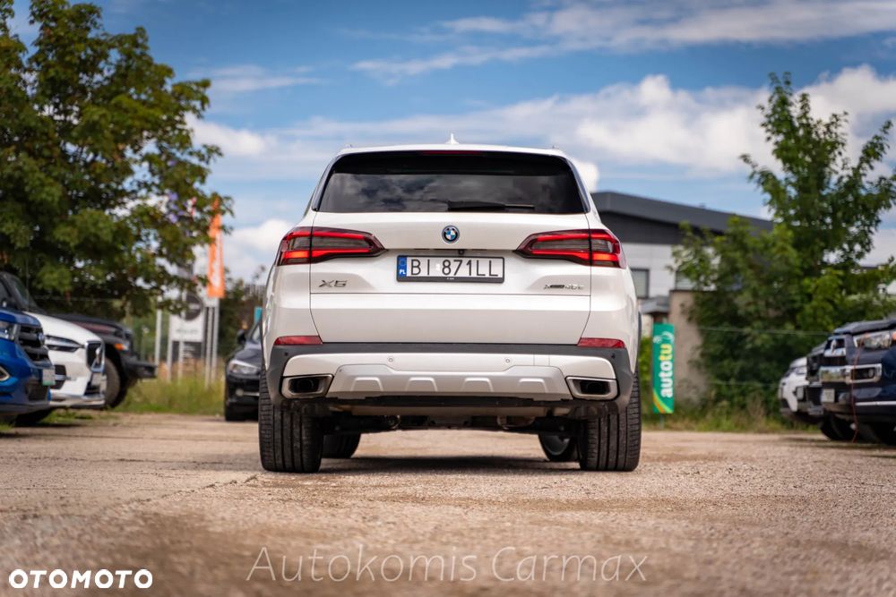 BMW X5 xDrive45e - 9