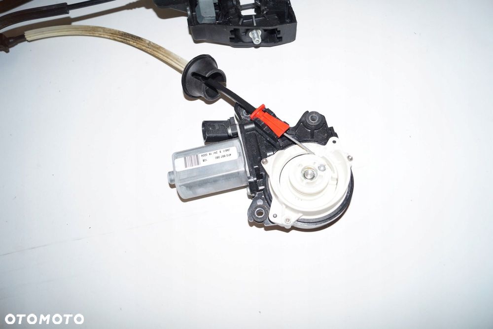 audi a8 s8 zamek dociąg drzwi przód prawy 4h1837016e 4f0837060 - 4