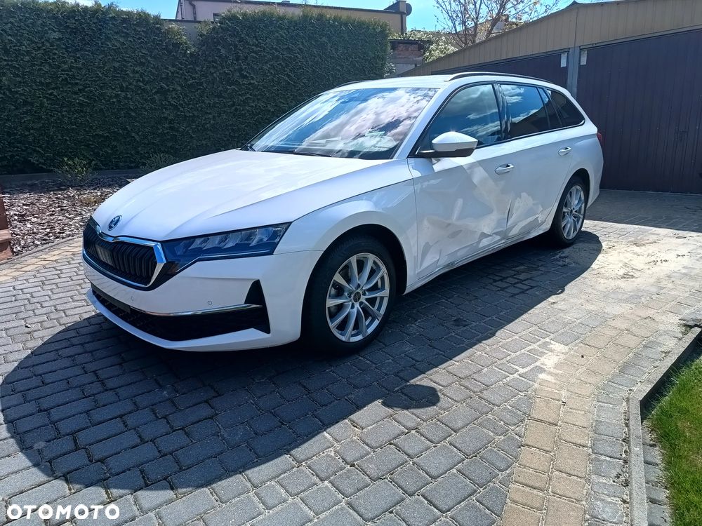 Skoda Octavia 2.0 TDI DSG Selection - 1