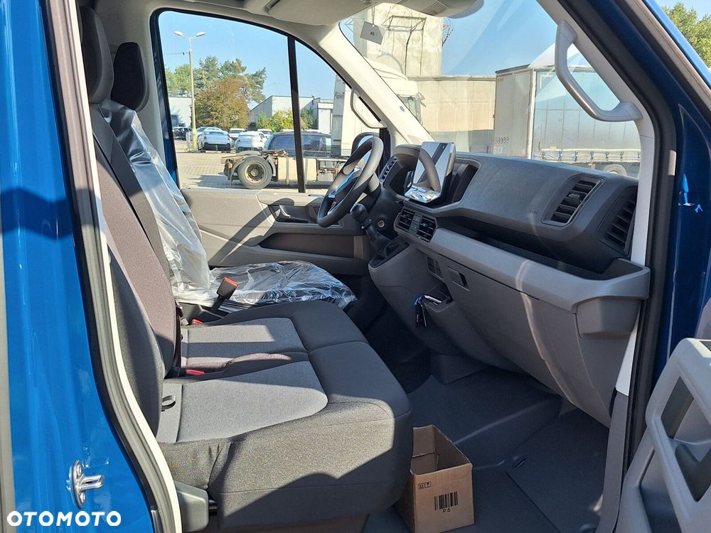 Volkswagen Crafter 35 furgon 140KM 3640 - 17