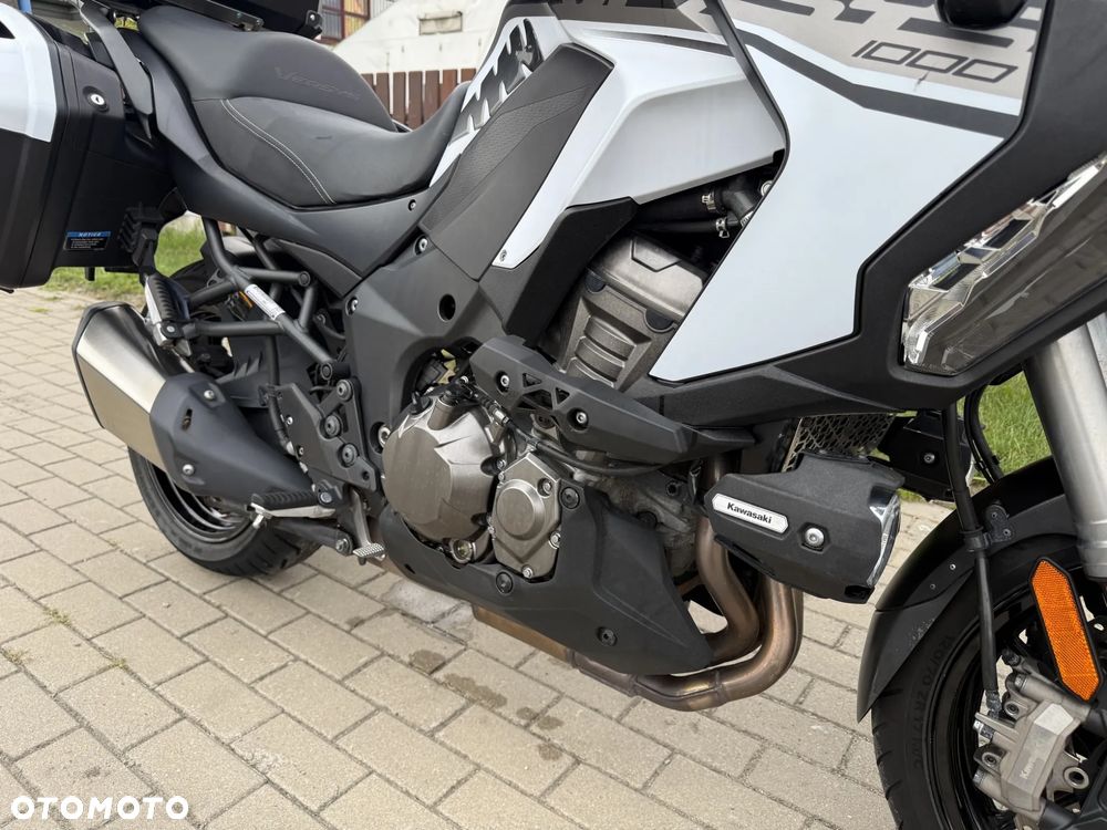 Kawasaki Versys 1000 - 8