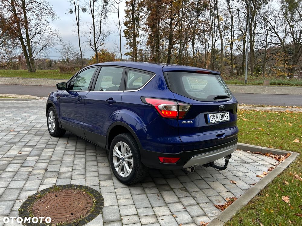 Ford Kuga - 4