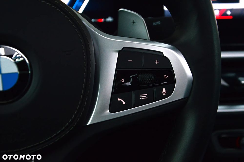 BMW X6 xDrive40d - 27