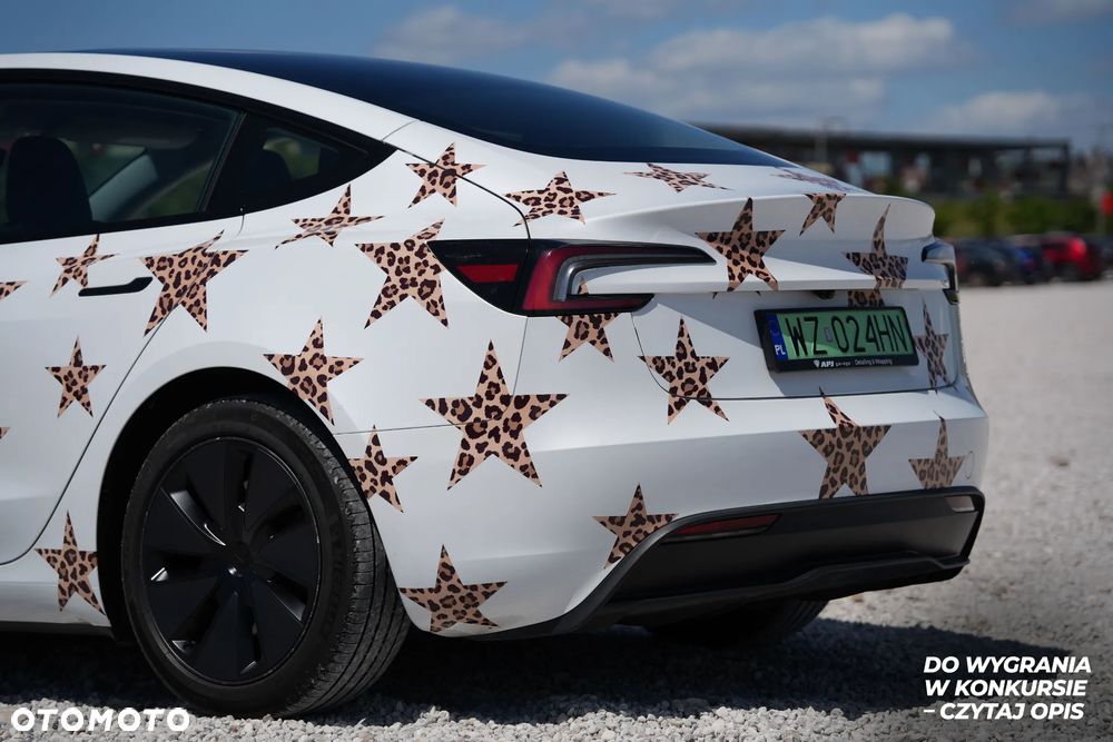 Tesla Model 3 - 23