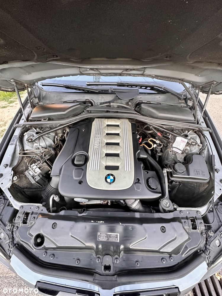BMW Seria 5 - 16