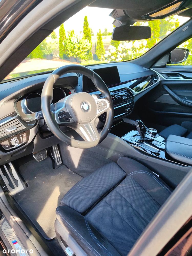 BMW Seria 5 M550d xDrive - 10