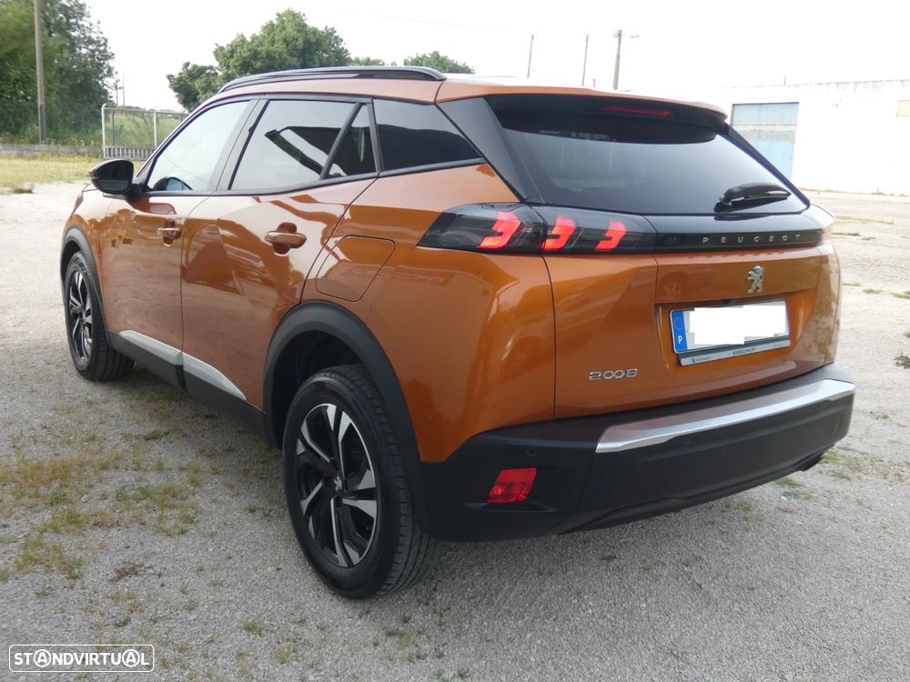 Peugeot 2008 1.2 PureTech Allure Pack - 5